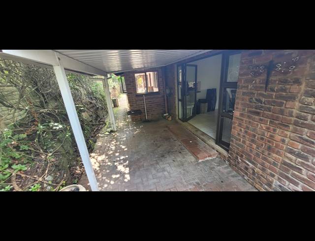 4 BEDROOM HOUSE RENTED IN HAYFIELDS